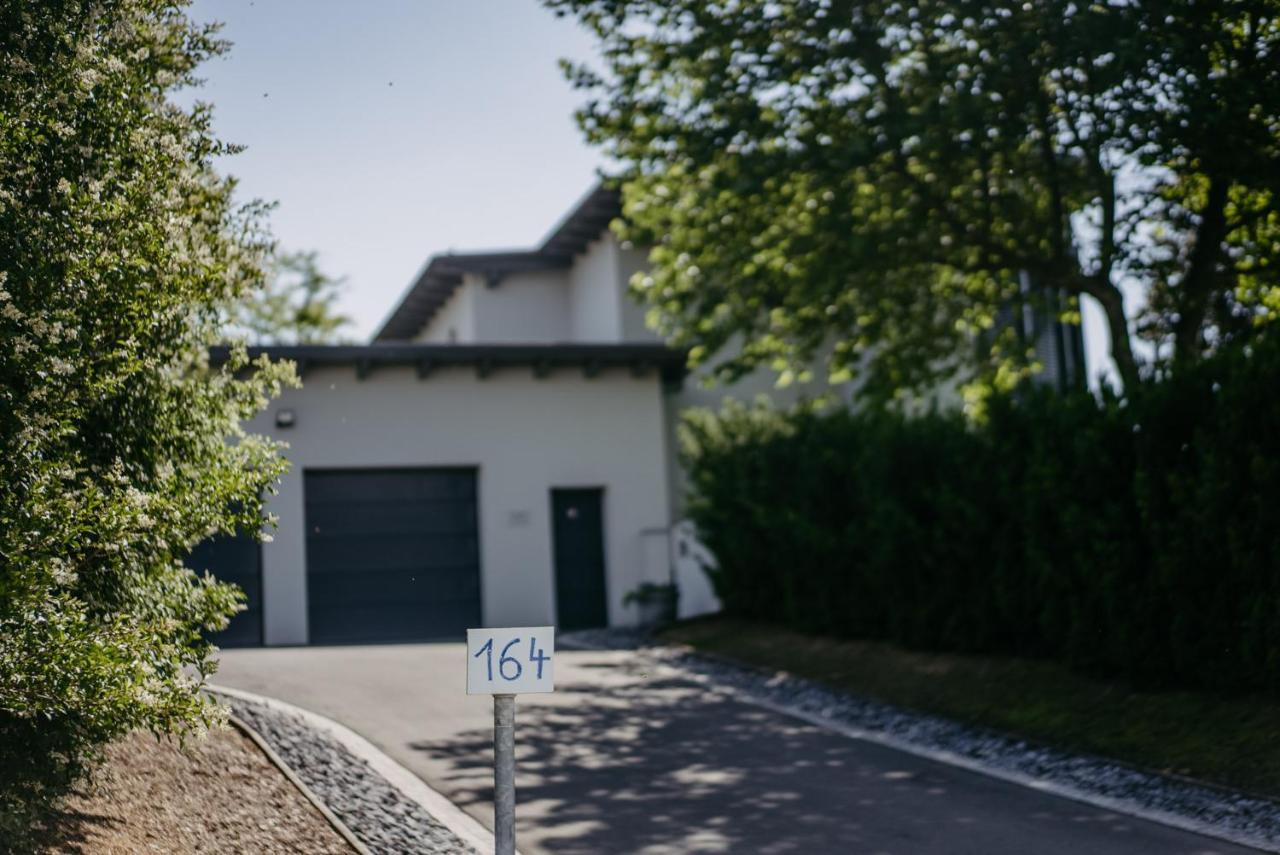 Haus Luna - Privatzimmer Im Sonnigen Suedburgenland Hackerberg Exterior foto