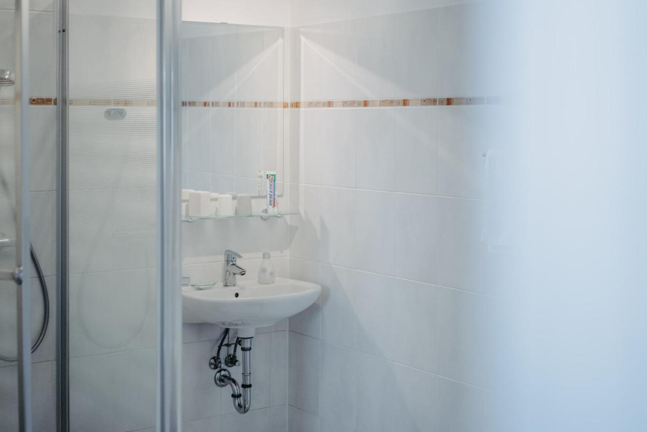 Haus Luna - Privatzimmer Im Sonnigen Suedburgenland Hackerberg Exterior foto