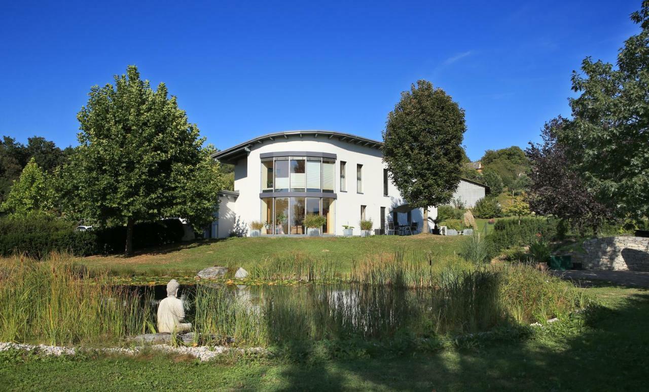 Haus Luna - Privatzimmer Im Sonnigen Suedburgenland Hackerberg Exterior foto